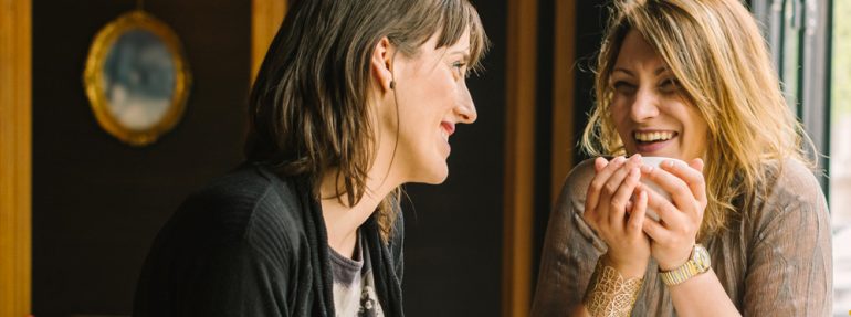 7 Beneficios de aprender una segunda lengua con otra persona